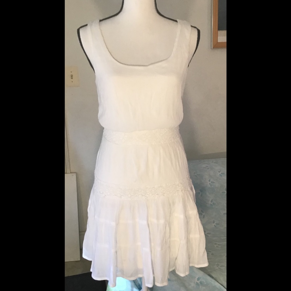 🇦🇷Lily Rose white summer dress with lining. M Junior